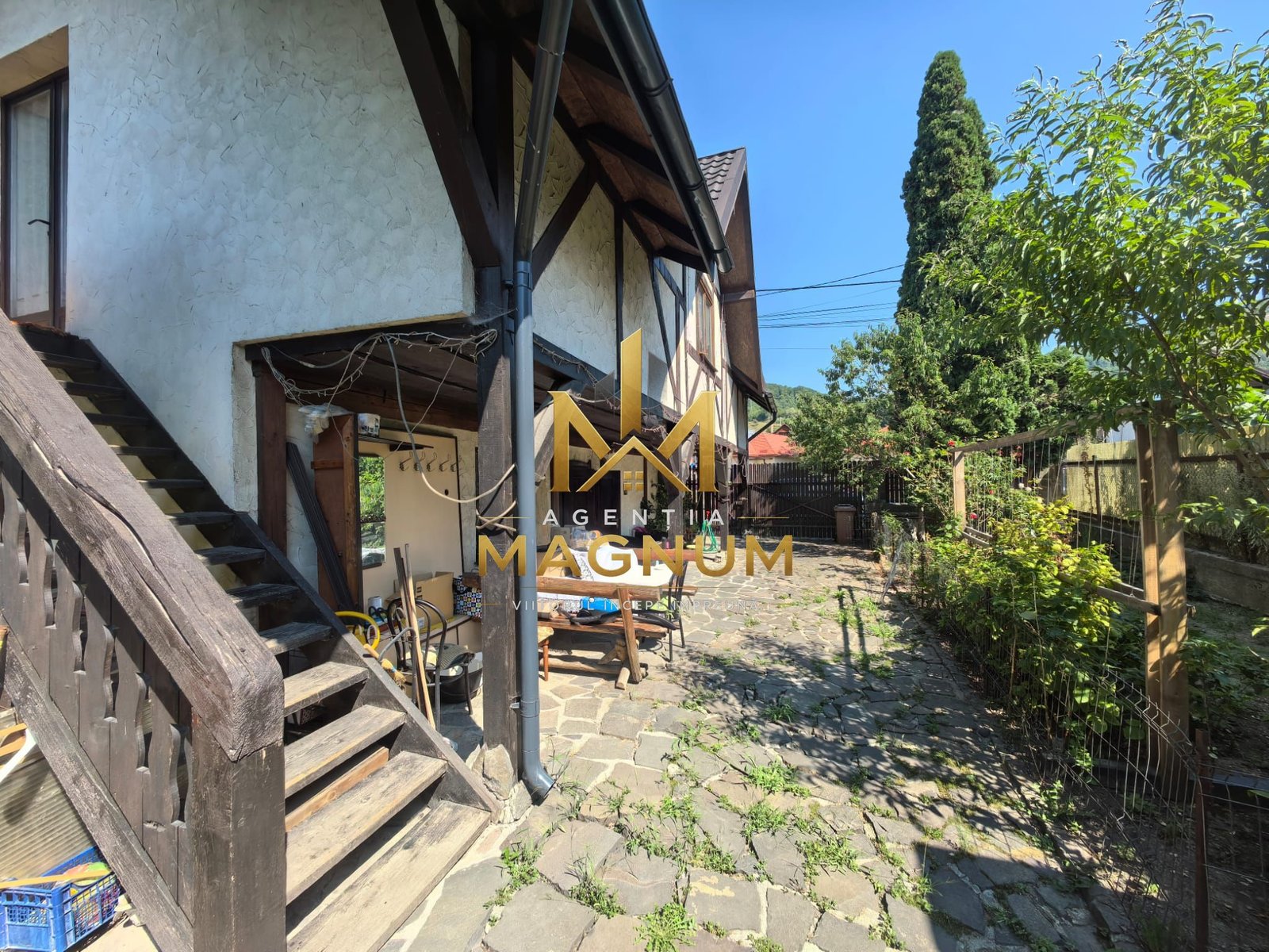 82f9ff7c6c0842e6877780a4276569cb Casă P+M de vânzare | 450 mp teren | Centru Baia Sprie