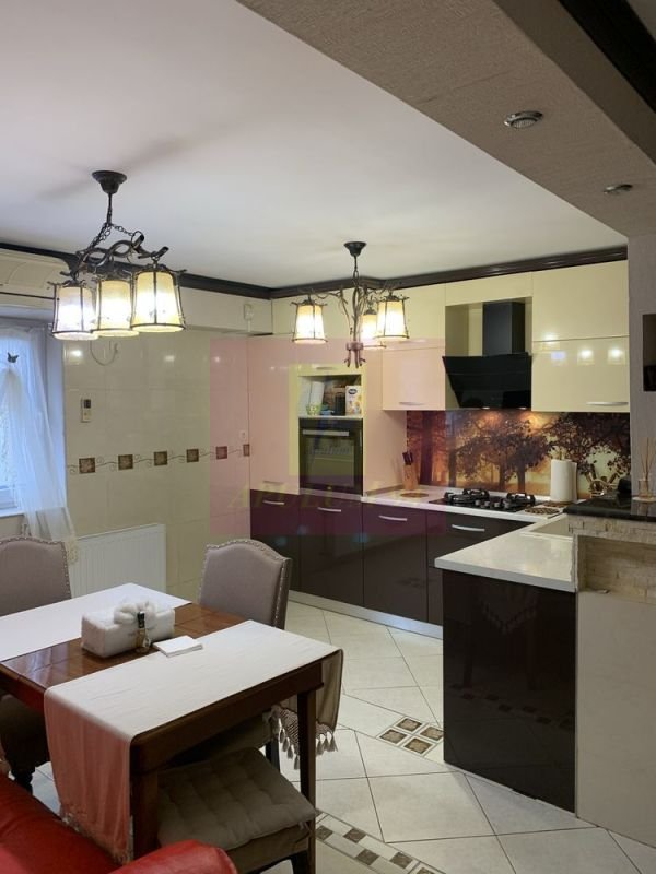 830f83f1092040869a9670475e737dc9 Apartament 3 camere Nerva Traian stradal