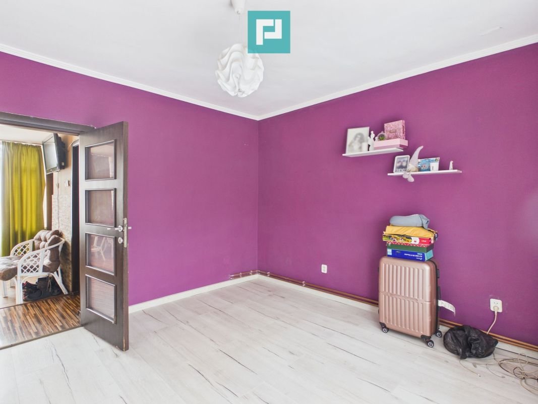 85b5401ef0e4449c85dd61ff5e1c08a9 Apartament la Casă cu Curte Proprie, Zona Gării