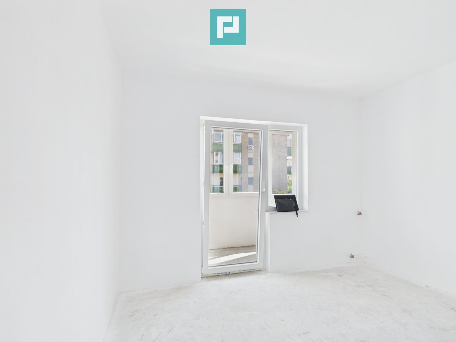 Apartament 3 camere, 64 mp, Str Lisabonei