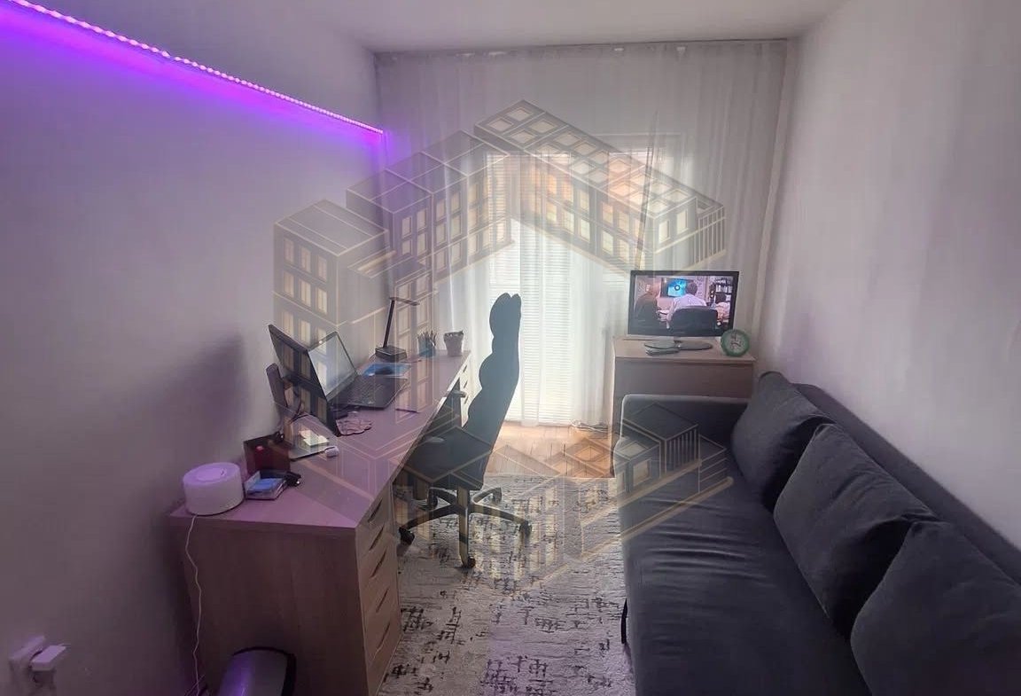 Apartament cu 3 camere,decomandat,etaj intermediar,de vânzare,Giroculu