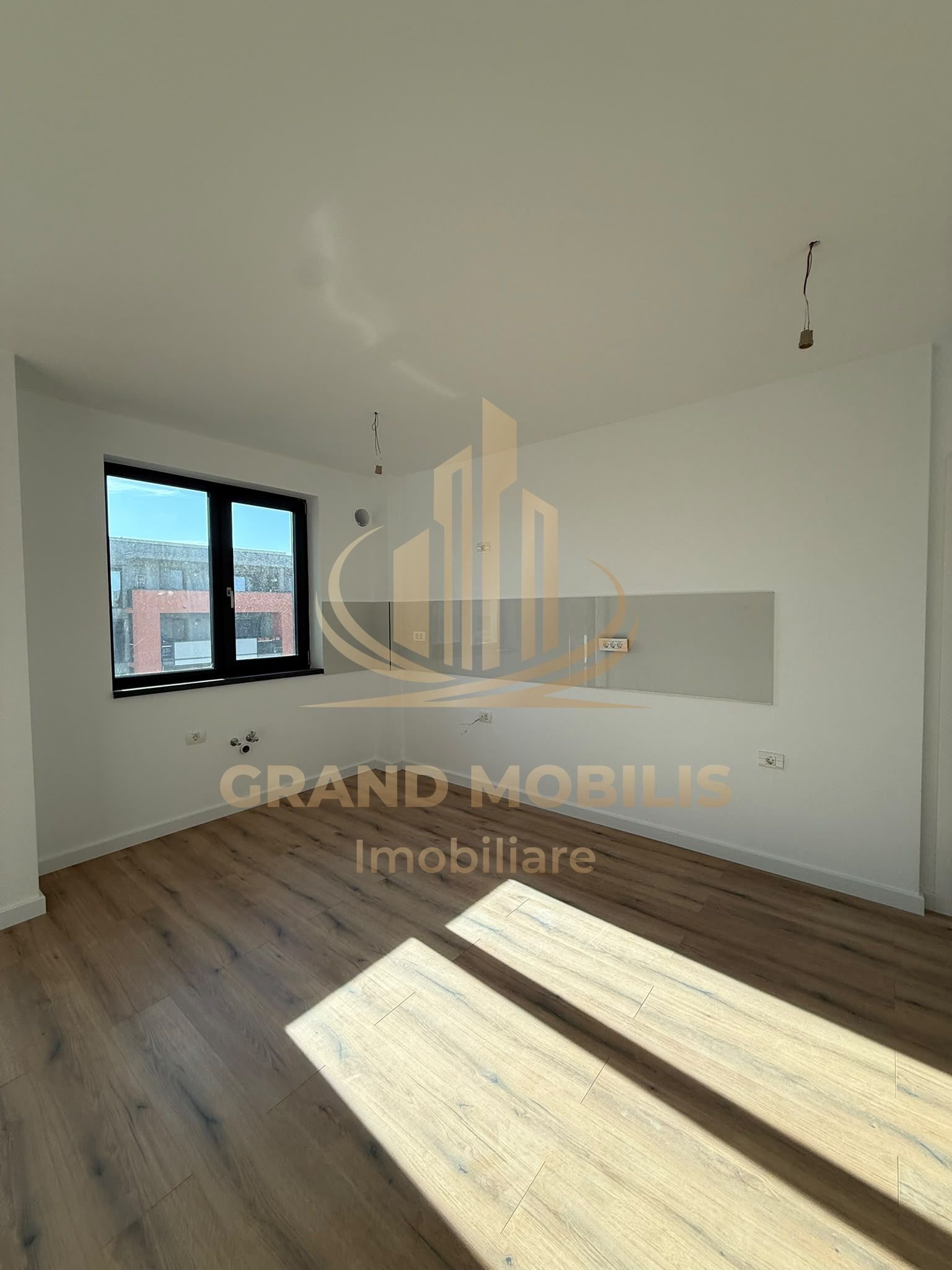 8680cd0a18684e7db505caf47679b7ce Apartament cu 3 camere în Sol Residence Torontalului