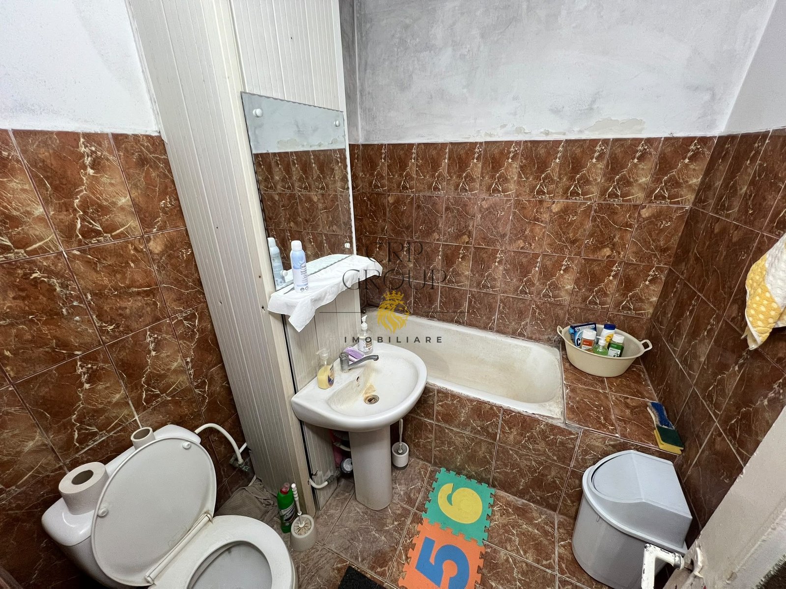 Apartament cu 3 camere | Etaj 1 | 54 mp | Sala Polivalenta