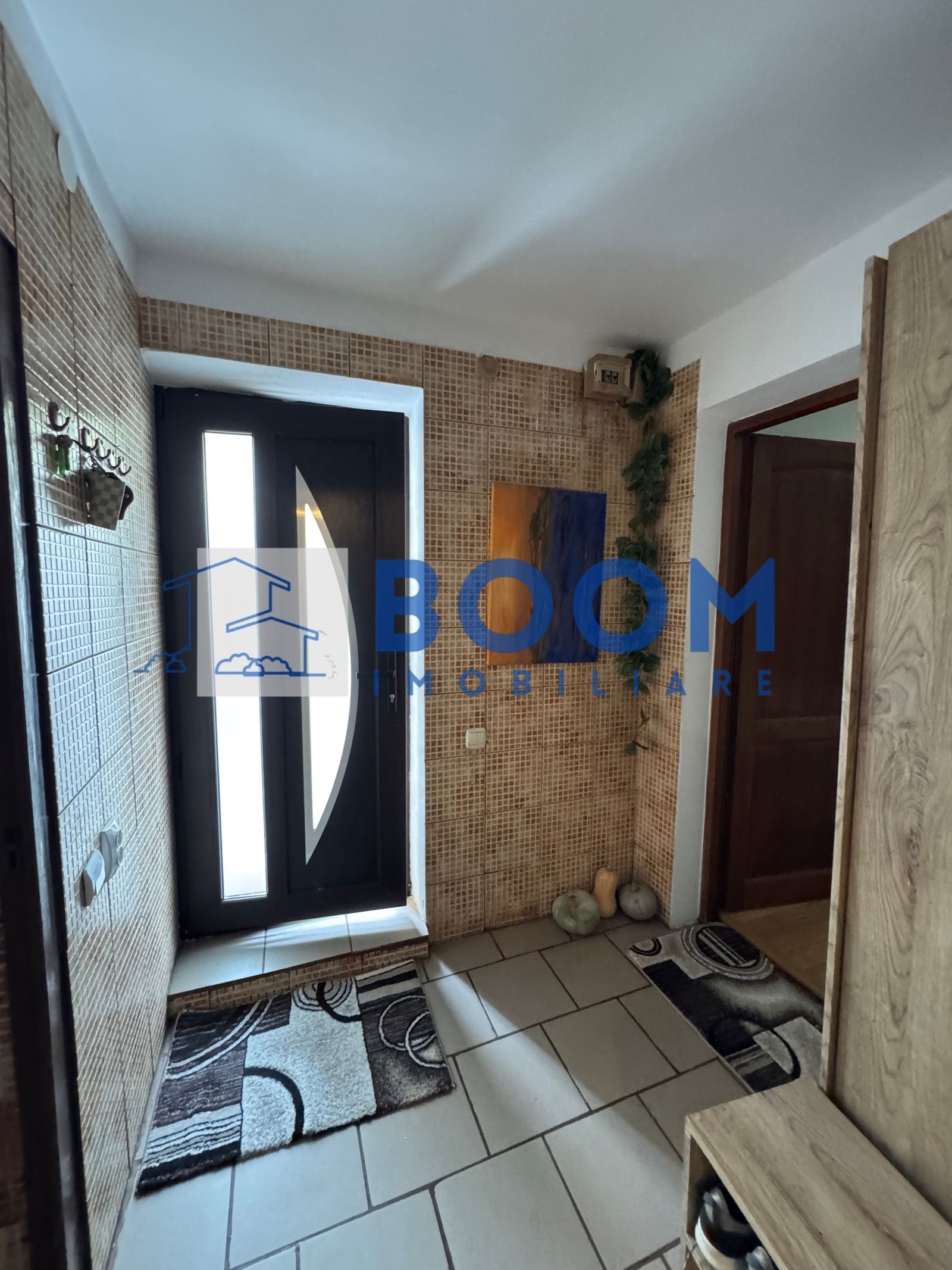 Apartament 3 camere | Zona Nord | Parter | Centrala Proprie