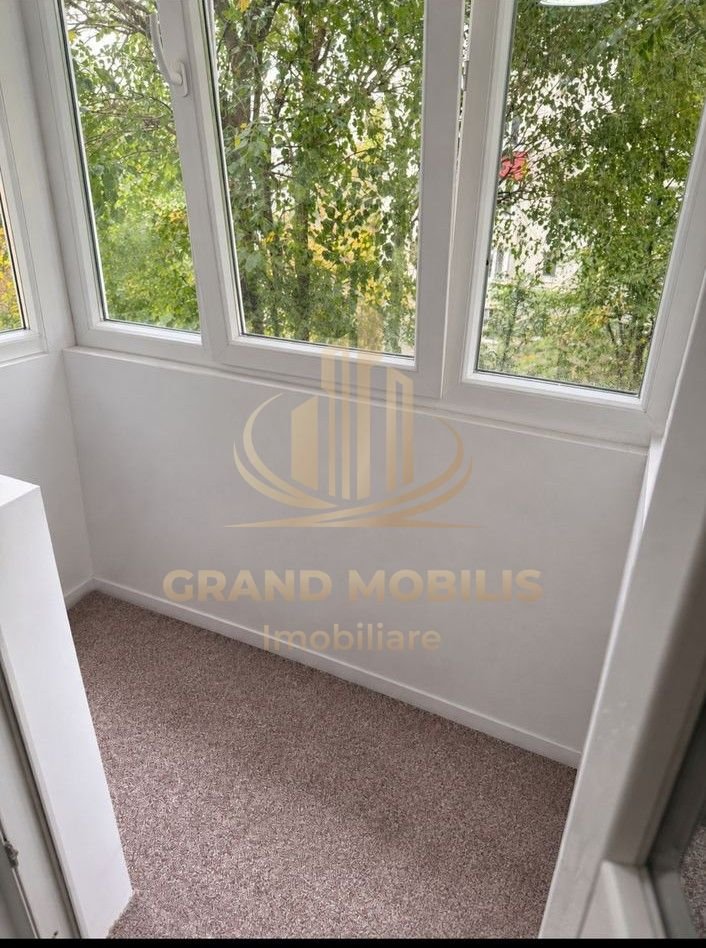 87c67b63fb3b4128b6dfd520bac2471e Vand apartament 2 camere, Bucuresti Sector 4