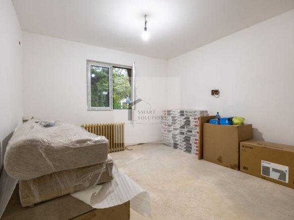 2 camere la parter, renovare avansată | Str. Argeșelu, Școala 110