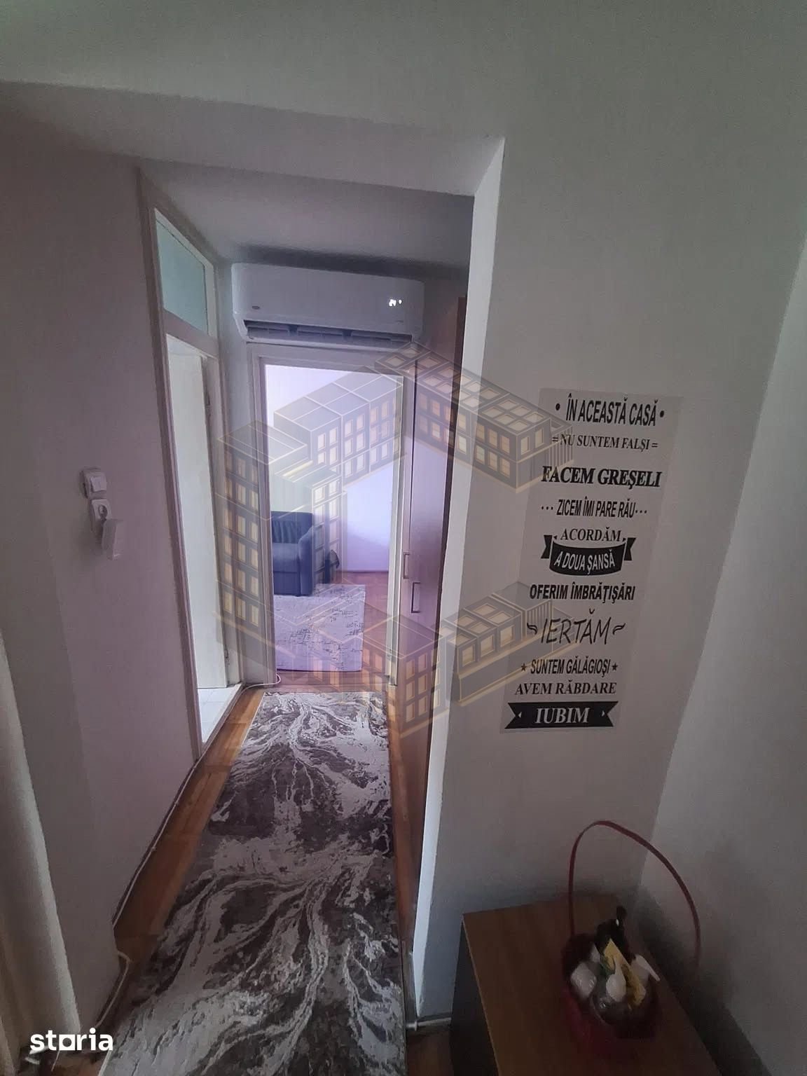 8a0a0a745c87475a8403e2ef1556ba93 Apartament cu 3 camere,decomandat,etaj intermediar,de vânzare,Giroculu