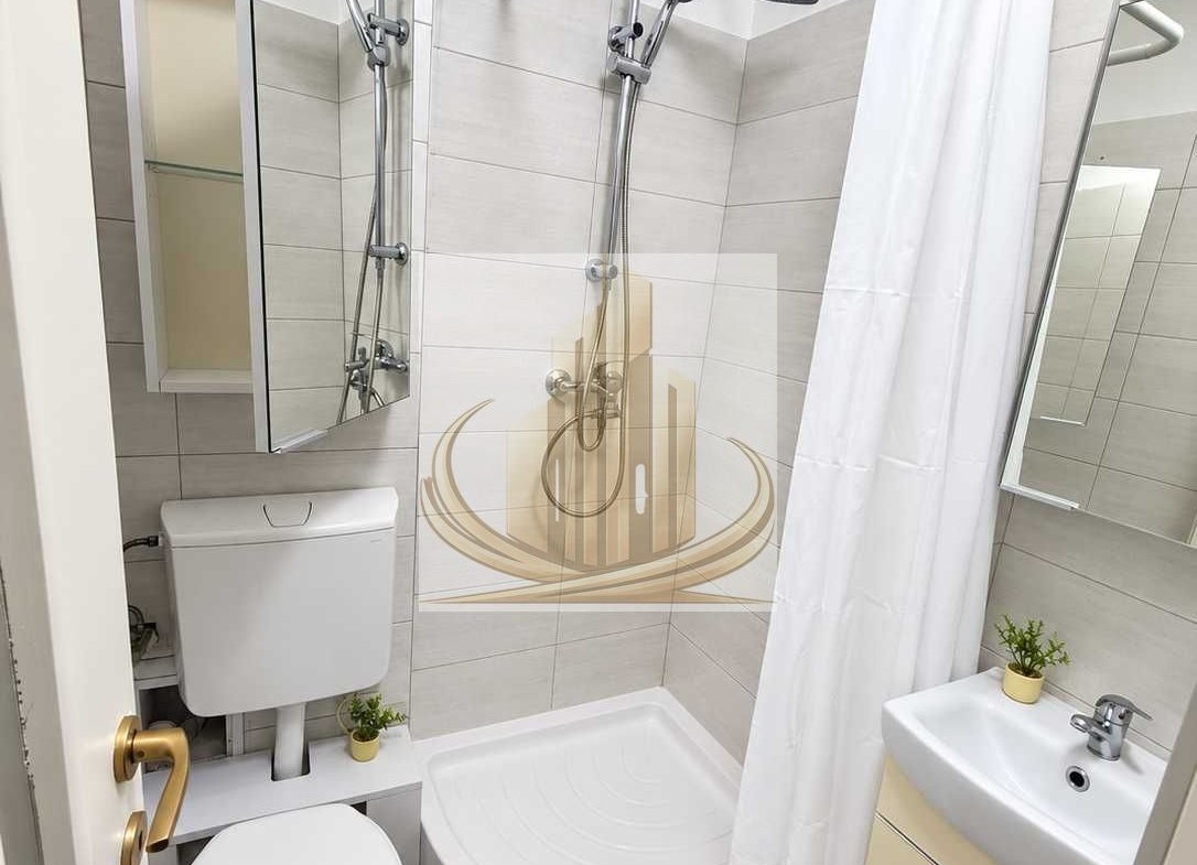 Garsonieră renovată complet, mobilată și utilată – Modern