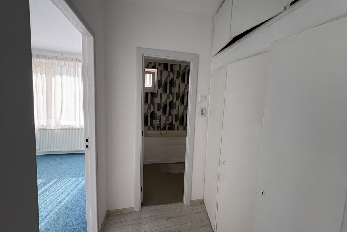 Apartament de vanzare cu doua camere Octavian Goga