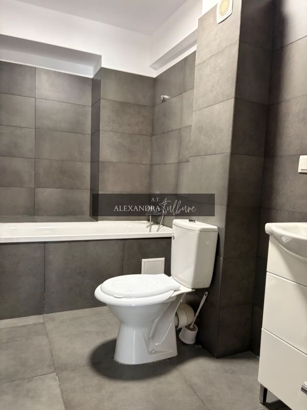 8b8f479e915047c69c9c76046df782a9 Apartament la cheie | 2 camere | terasa | parcare | Lombului