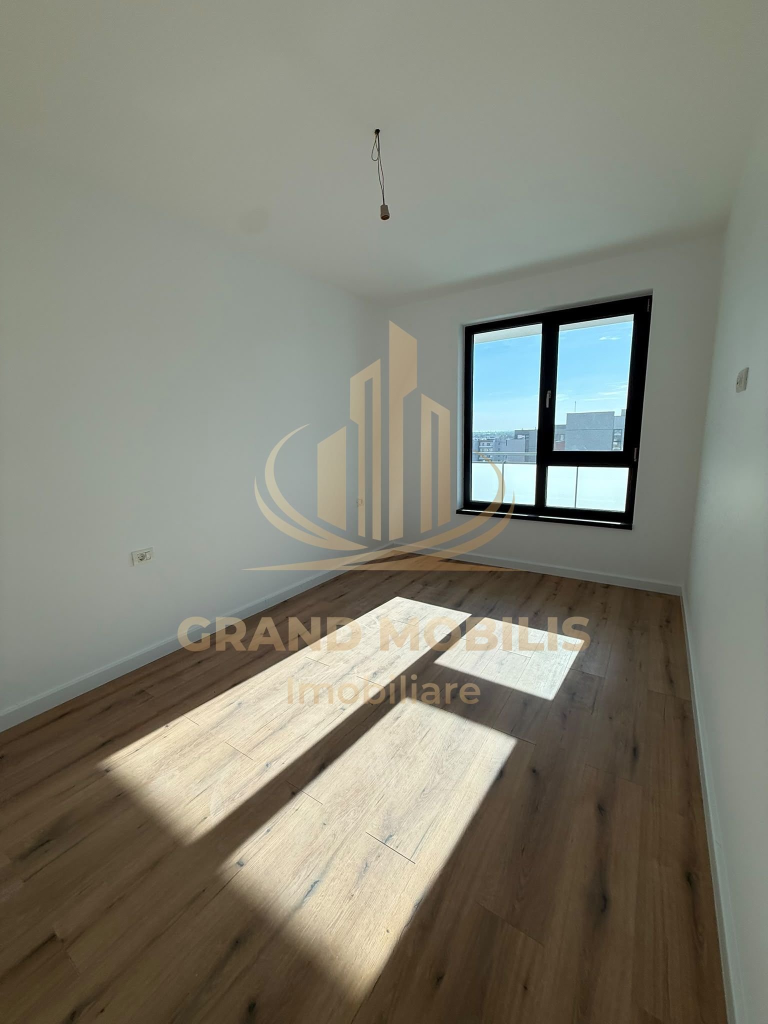 8bd5fd8d7de540ab872412c29a16f8a6 Apartament cu 3 camere în Sol Residence Torontalului