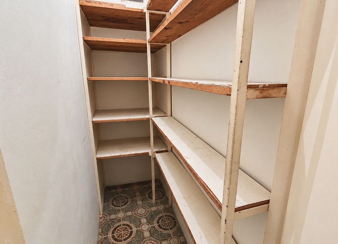 Apartament cu 3 camere decomandate, centrală proprie și logie |