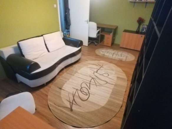 Închiriez apartament cu doua camere în Aleea Carpați