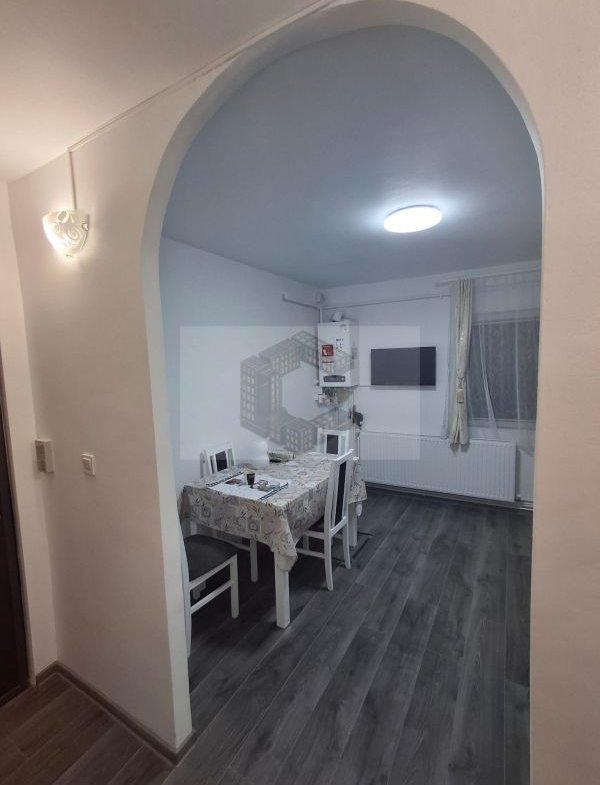 Apartament cu 2 camere , renovat , situat în zona Iosefin