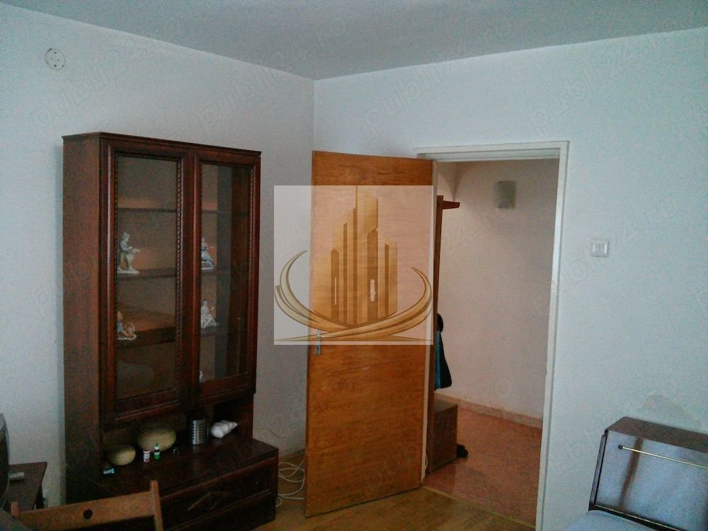 Vanzare apartament doua camere bloc recent anvelopat