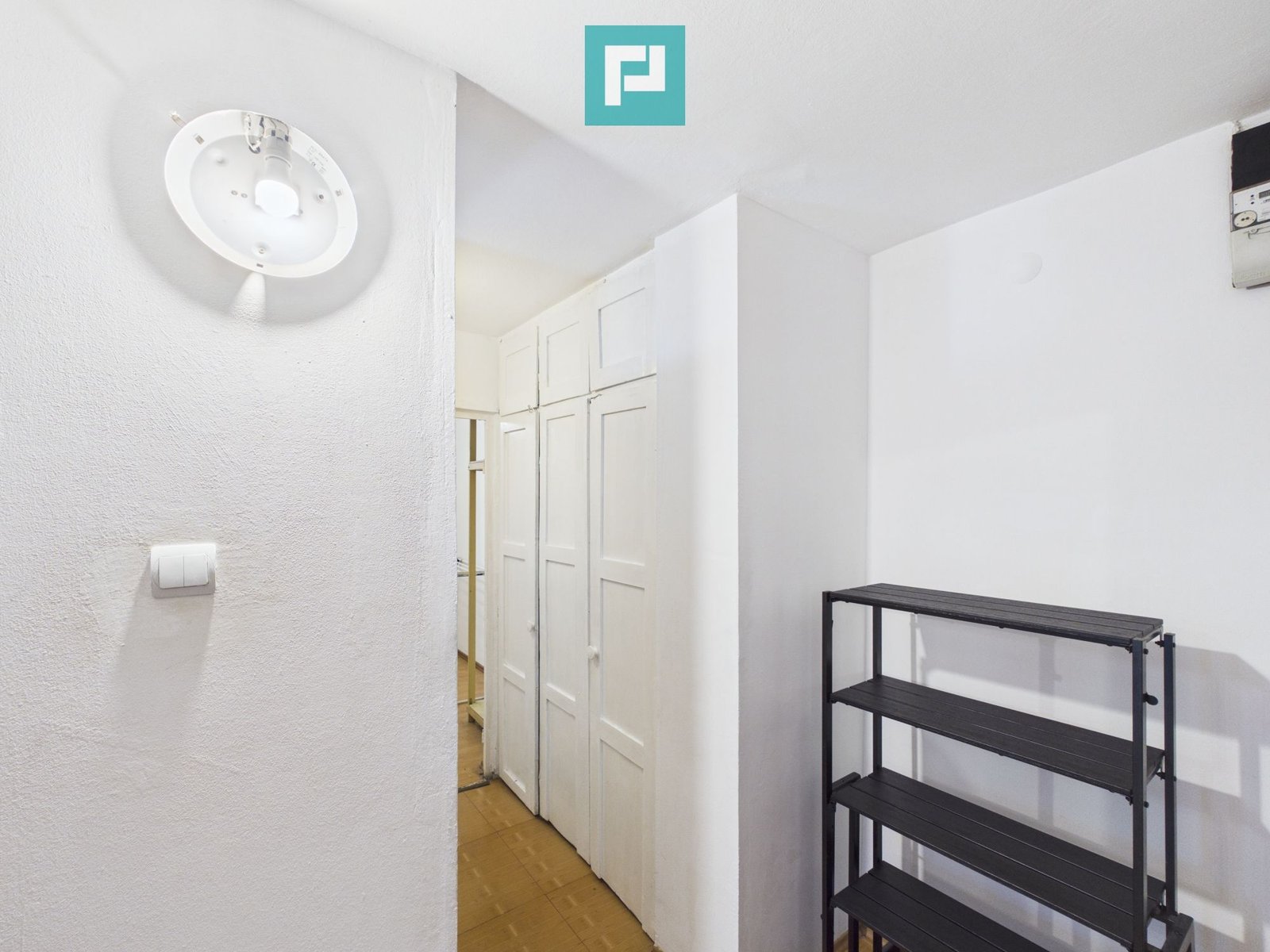 8d9ee91eea904f9d89f5a7e610f47190 Apartament 3 camere ,68 mp, Str.Moldovei-Rogerius