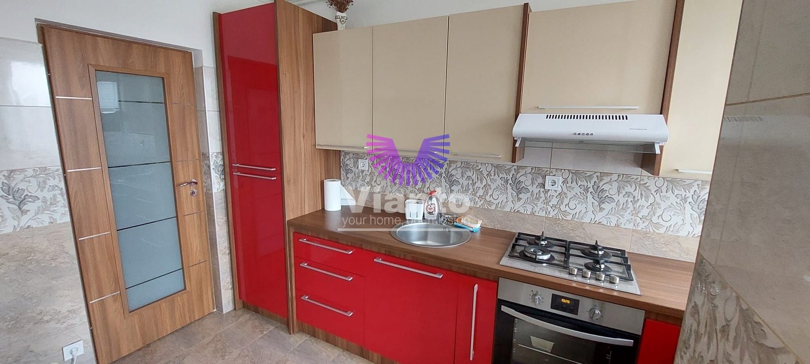 APARTAMENT DE INCHIRIAT 2 CAMERE/TURNISOR/400 E