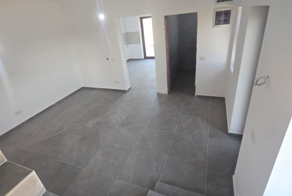Duplex cu 4 camere, terasă și logie | Timișoara, Plopi | 172.000 €