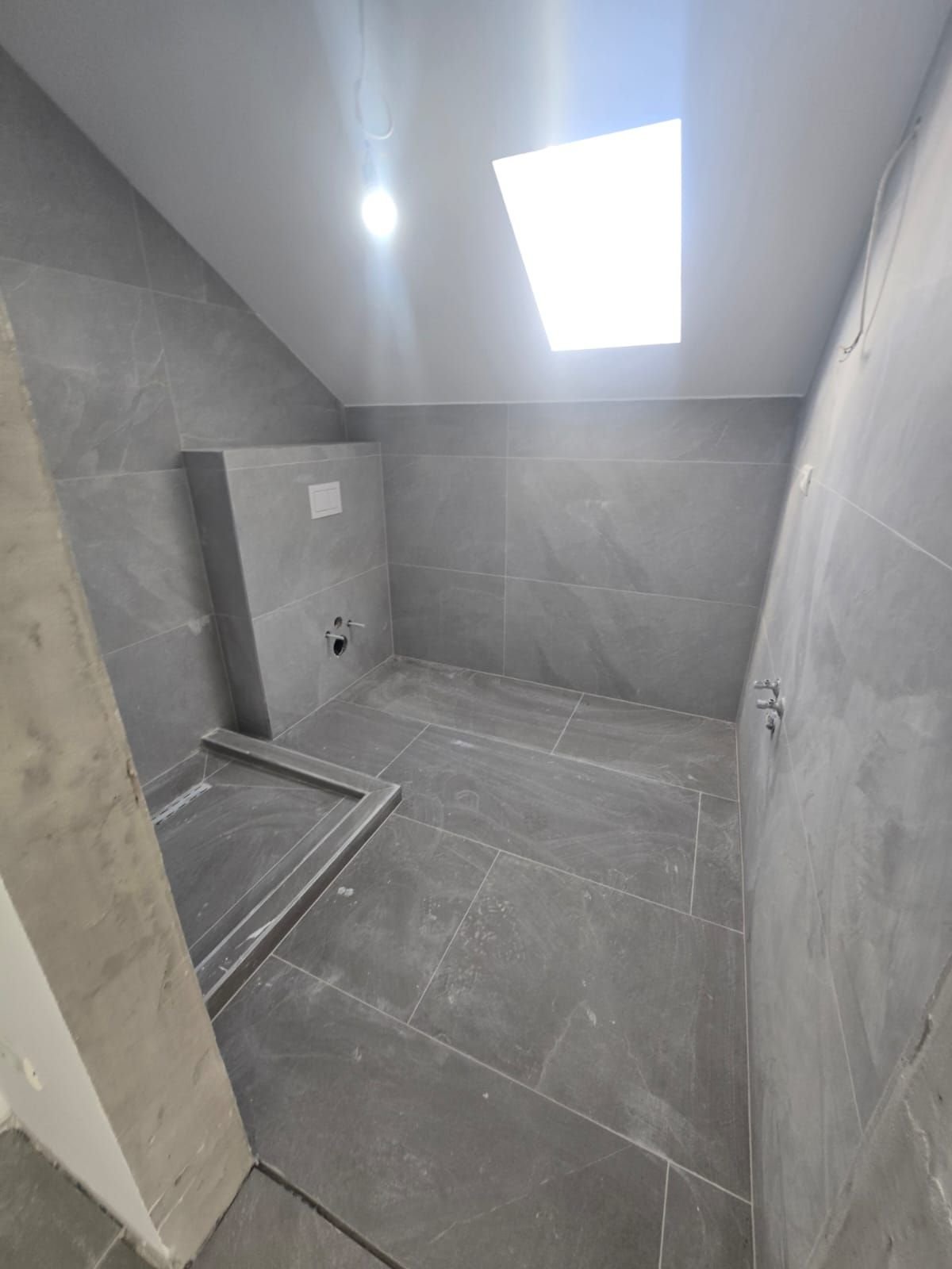 9040b1c8a0354173b968215debec9f43 Duplex cu 4 camere, terasă și logie | Timișoara, Plopi | 172.000 €