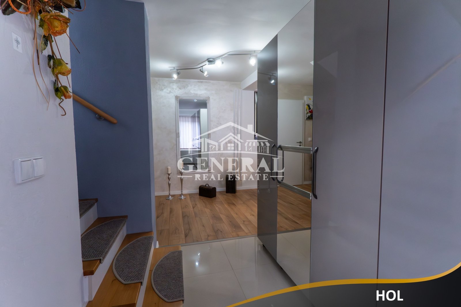 9073344f83a849e9b97851e1aacb2e5b Casa de vanzare zona centrala in Baia Mare 200m2 casa si 420 teren