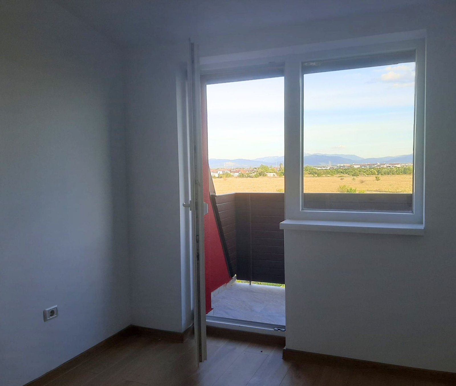 Apartament 2 camere NOU nelocuit cu vedere spre Tampa Subcetate Residence