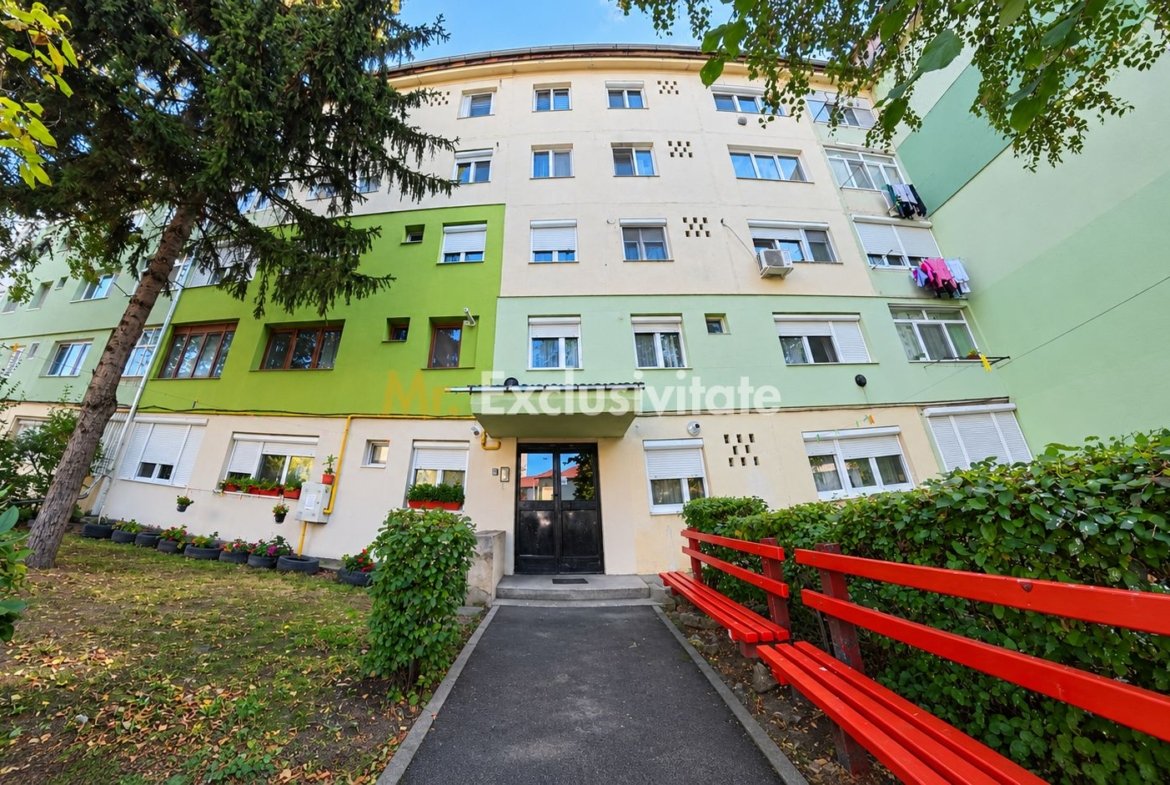 DE VANZARE APARTAMENT 2 CAMERE