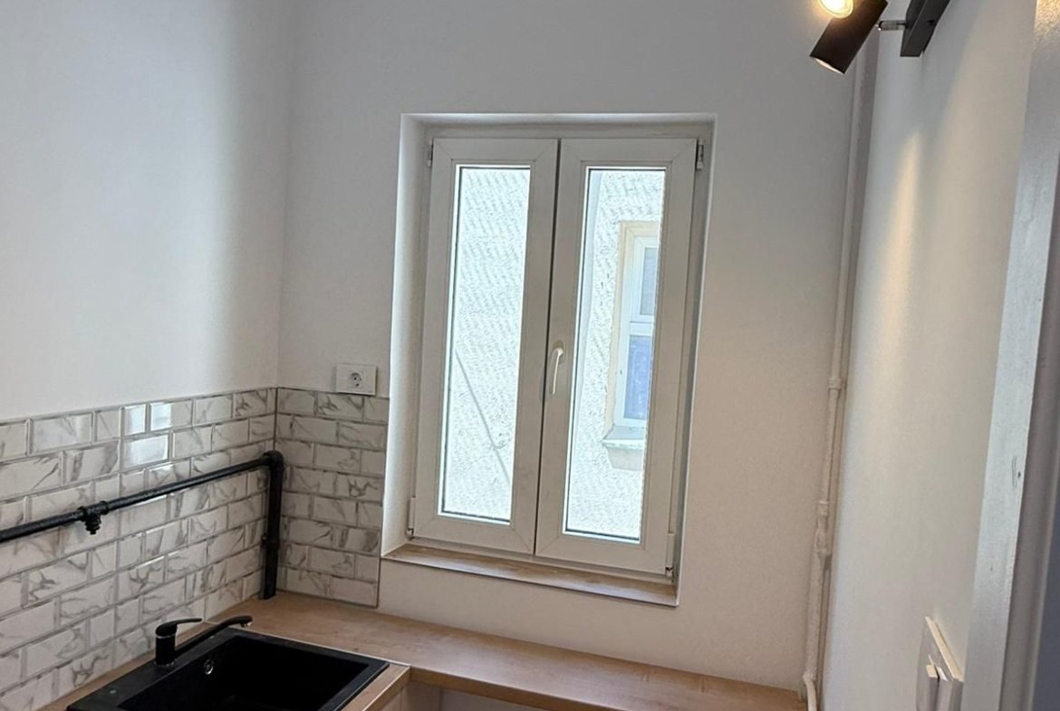 Sala Palatului apartament 3 camere prima inchiriere