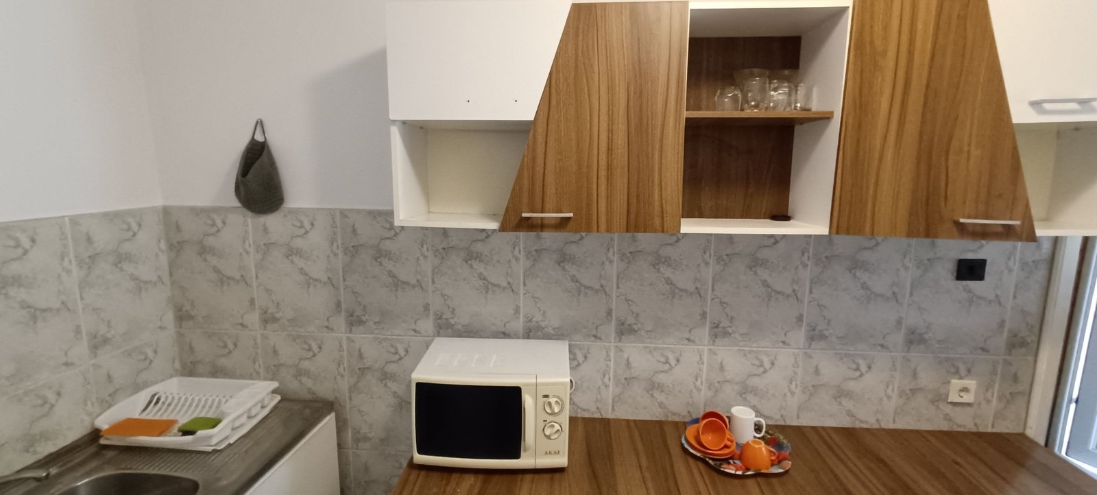 922ea6bd376e4cffb2c32fb7754b633d Apartament de închiriat la curte comună chiar în Complexul Studențesc