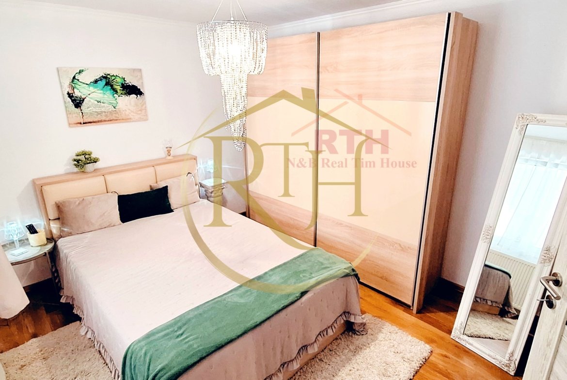 Oferim spre vanzare, proprietate deosebita, 7 camere, zona Modern