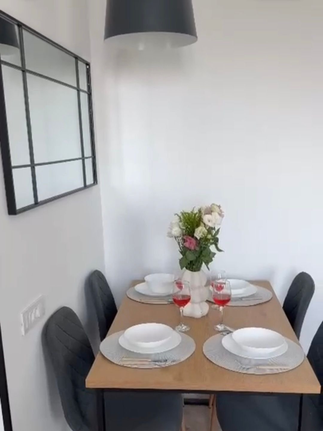 Sala Palatului apartament 3 camere prima inchiriere