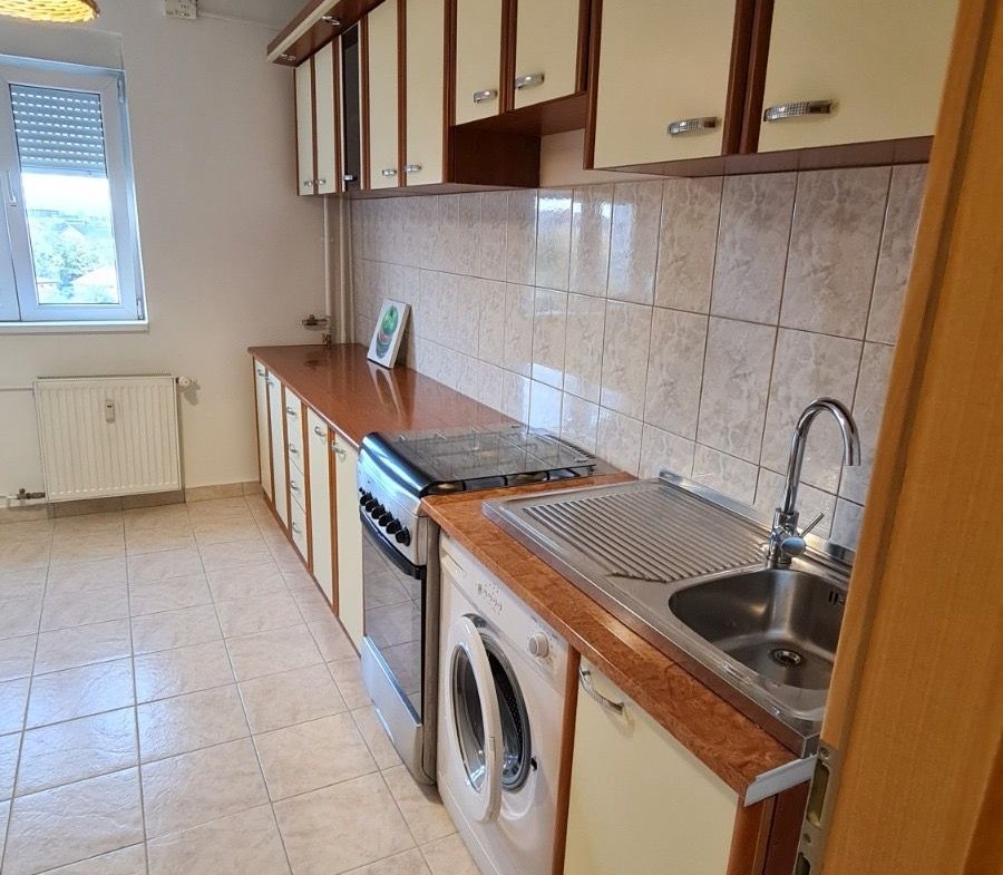 Apartament 3 camere | 65 mp | Centrală proprie | Boxă CF | Zona Olimpi