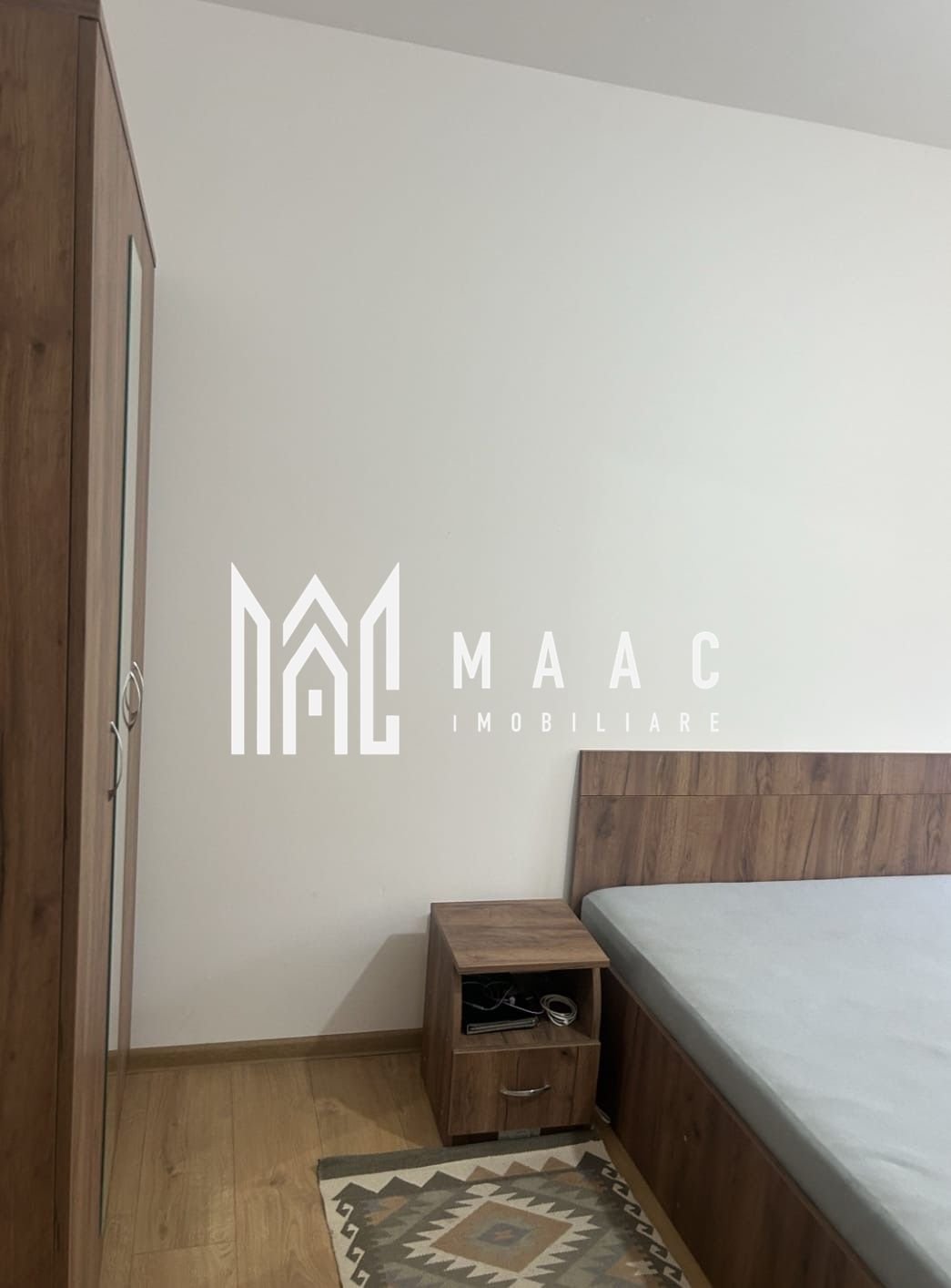 9373387117bf428aad7c3417b7fad2ac Apartament 3 camere de vânzare | Râmnicu Vâlcea, Ostroveni