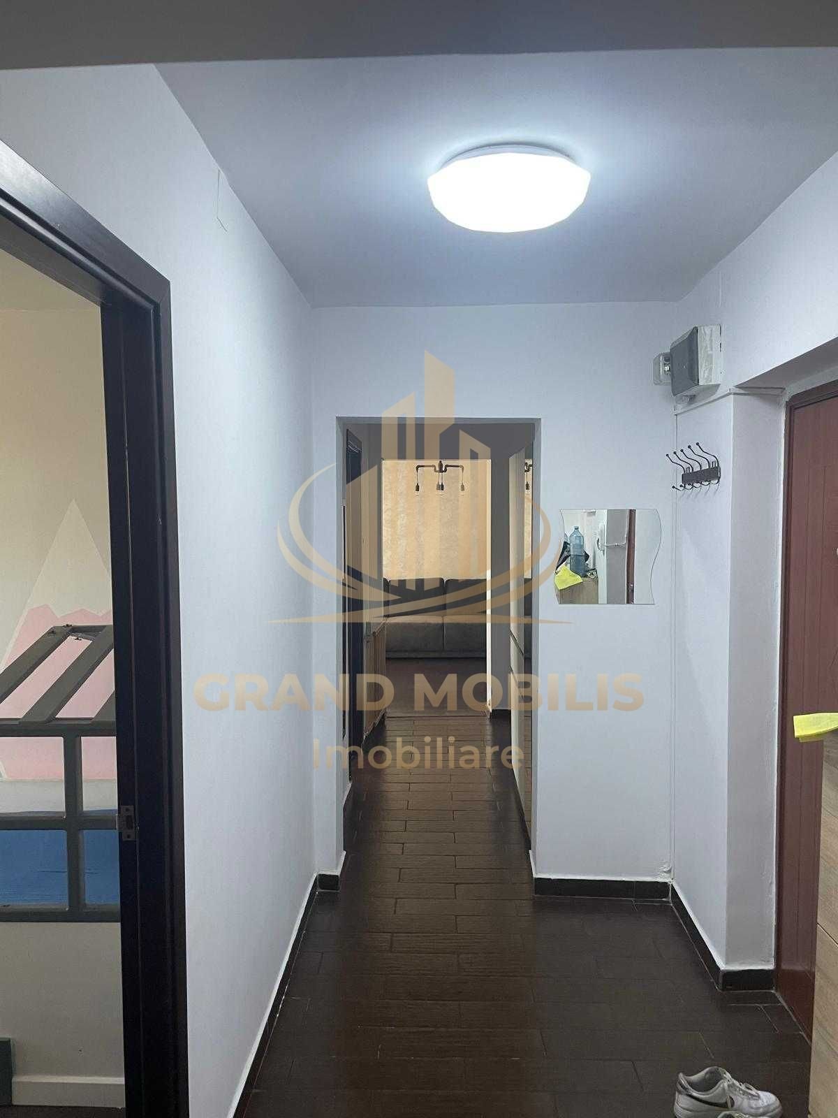 Apartament 4 camere – Brancoveanu + Parcare