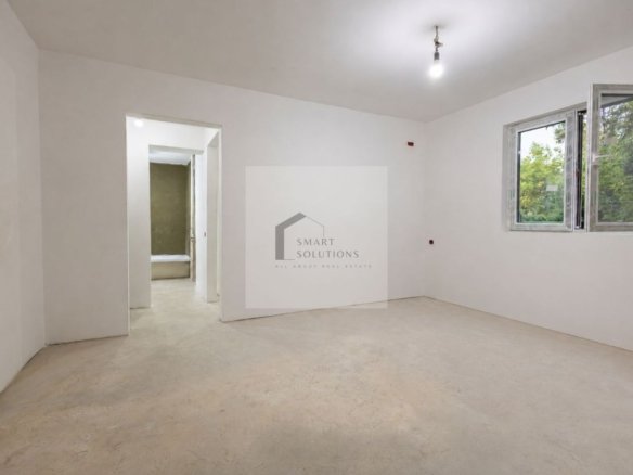 2 camere la parter, renovare avansată | Str. Argeșelu, Școala 110