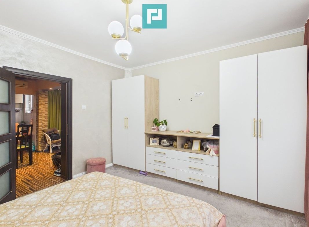 Apartament la Casă cu Curte Proprie, Zona Gării