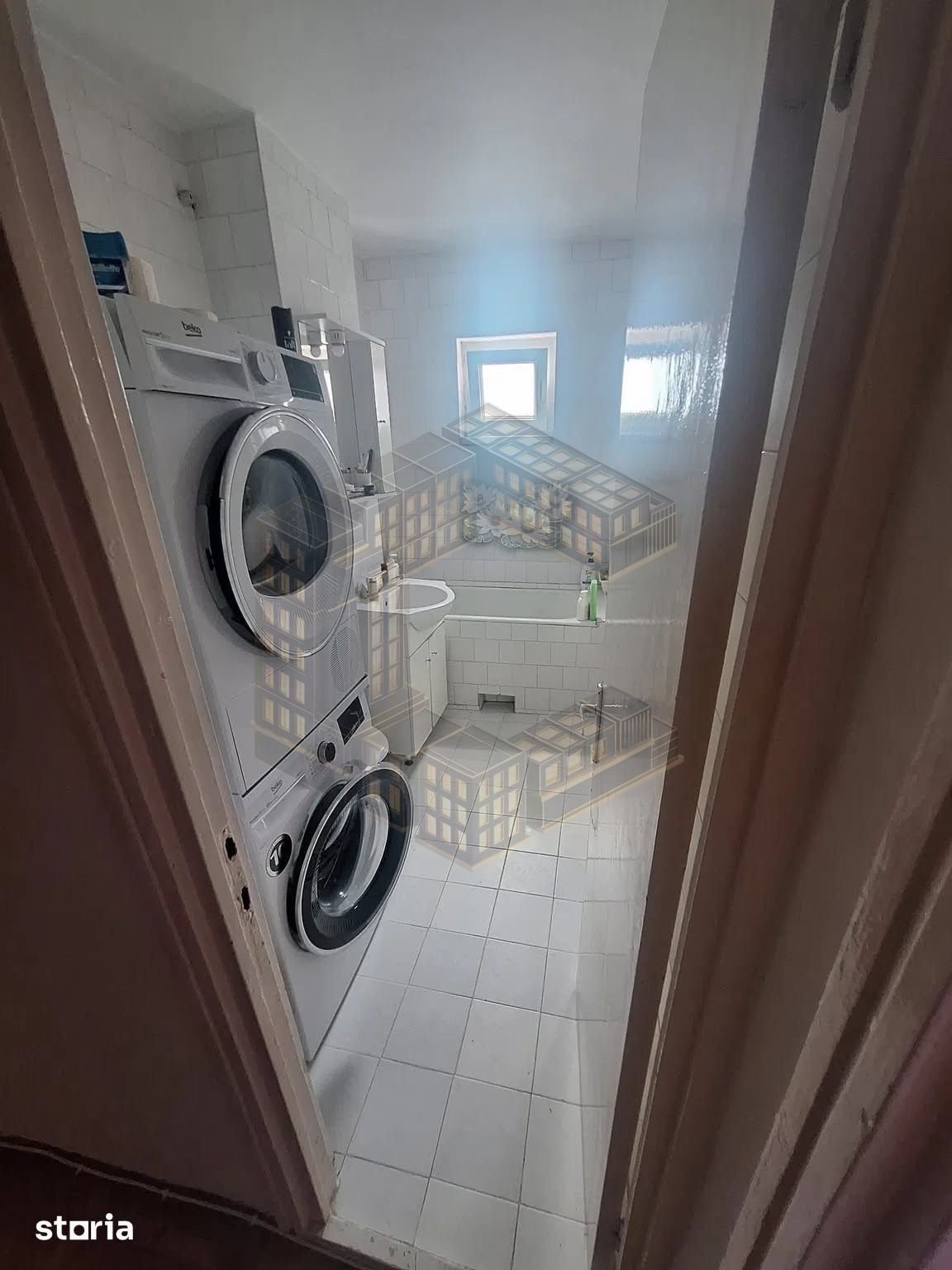 940d4b5326d94009ac4b8d6aee9b1a78 Apartament cu 3 camere,decomandat,etaj intermediar,de vânzare,Giroculu