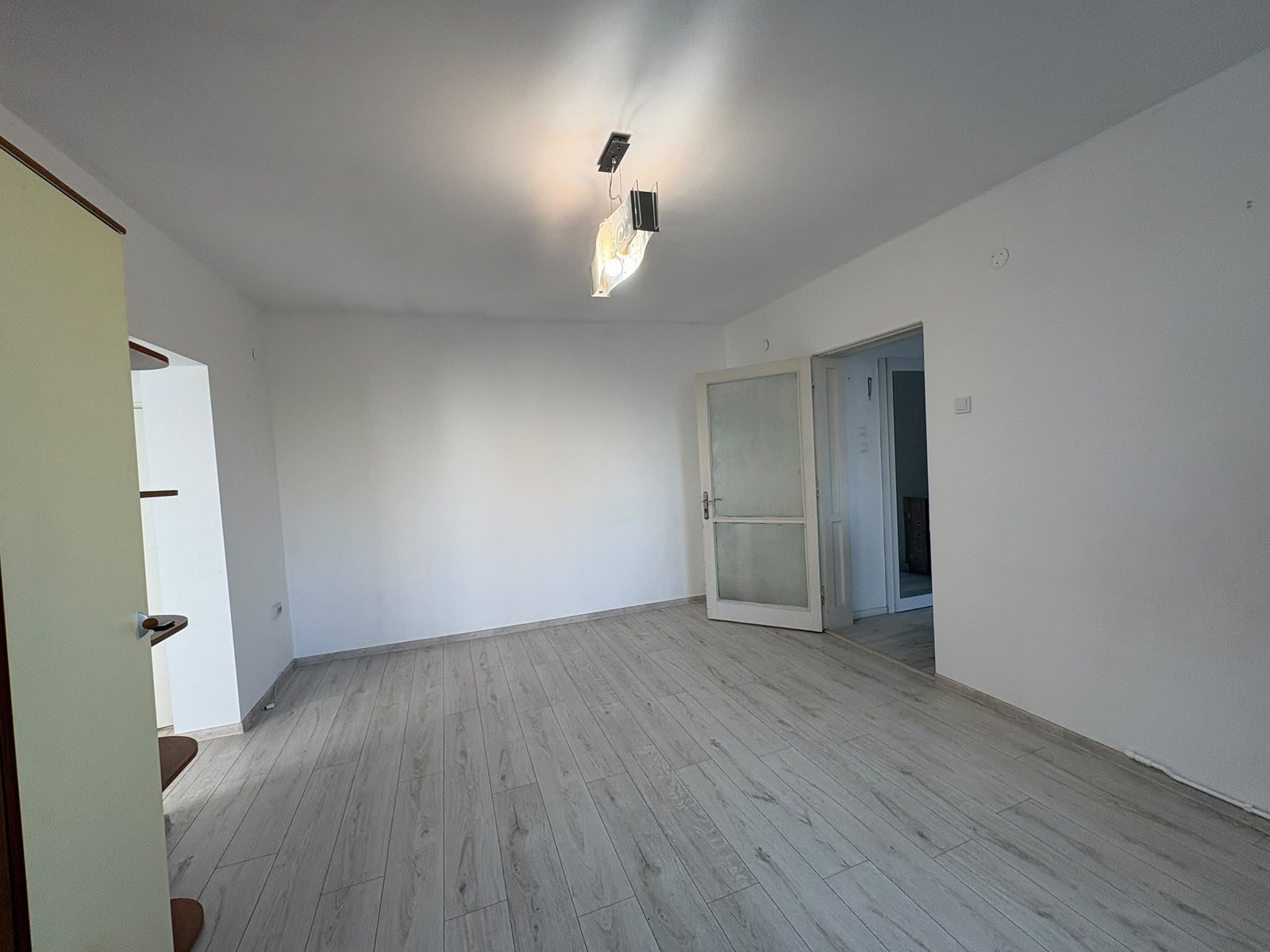 Apartament de vanzare cu doua camere Octavian Goga