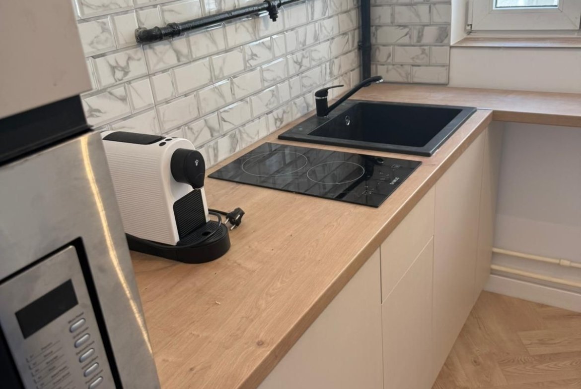 Sala Palatului apartament 3 camere prima inchiriere