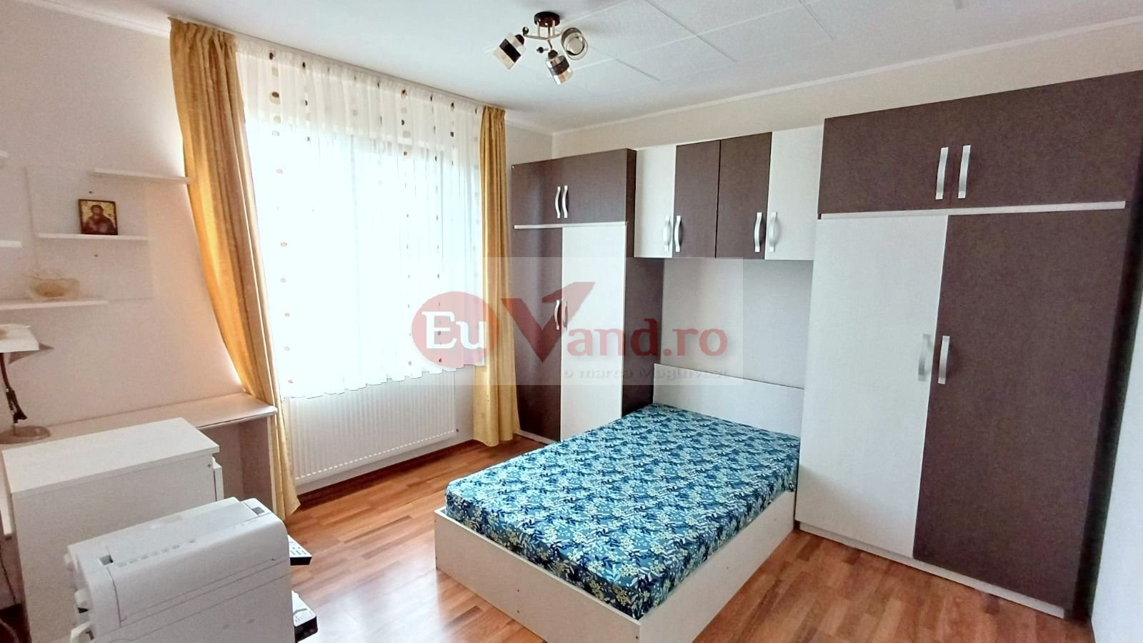94b8e2c15bce4f61b5f755078341dabf Vila P+1+M, 6 camere, Micro 16, 303 mp utili, teren 406 mp – 272.000 Euro