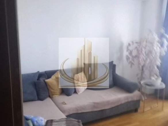 Vând 3 Camere decomandat Brâncoveanu PANOURI SOLARE