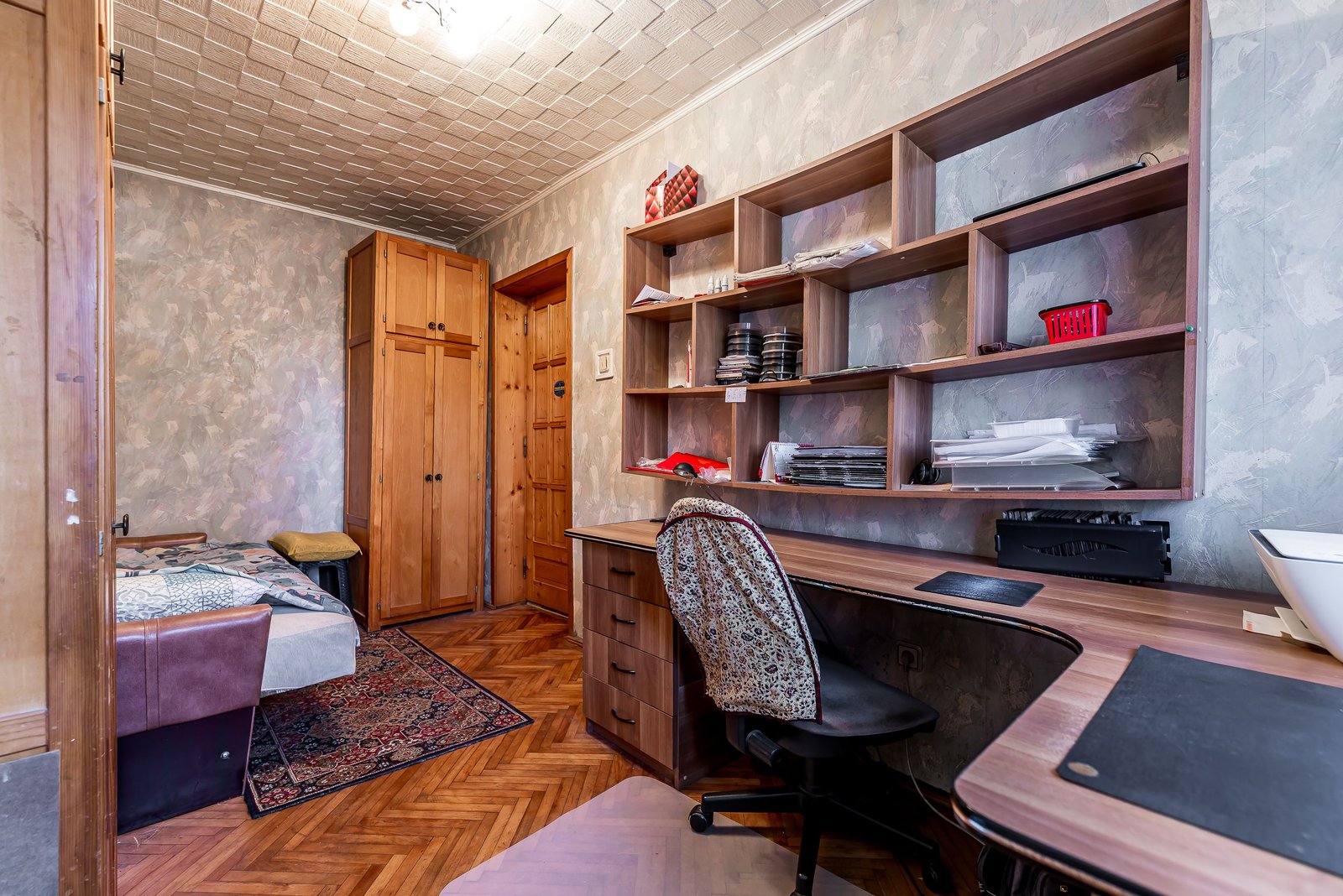 95a9d874203649e3bdff57008654904a Apartament 3 camere – parter – str. Petru Rares, Gradiste – COMISION 0