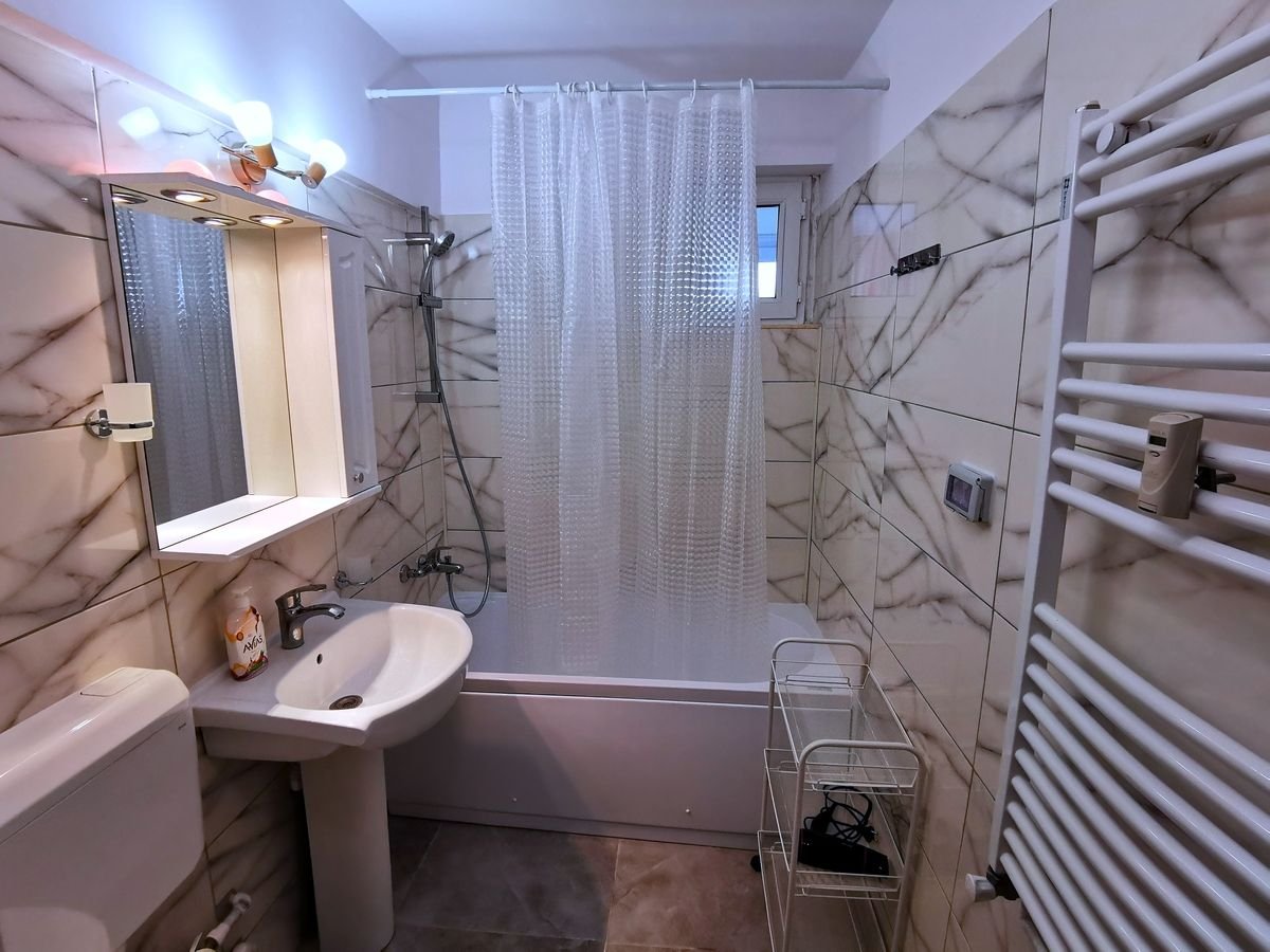 Vand apartament 2 Camere zona Obor – Avrig