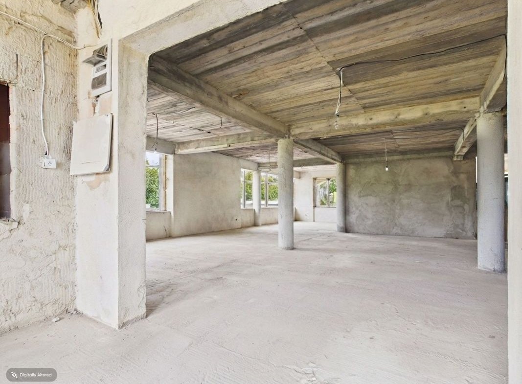 Clădire 850 mp, Czaran Gyula, 8 parcări