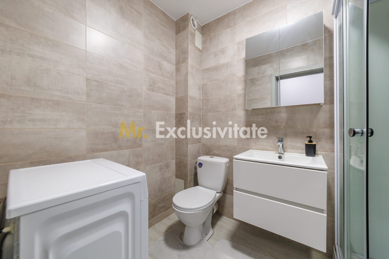 97073aad1e3e42639aa7b746d9c3e3fc Garsonieră în bloc nou,Ștefănești – Etaj 1, loc de parcare inclus