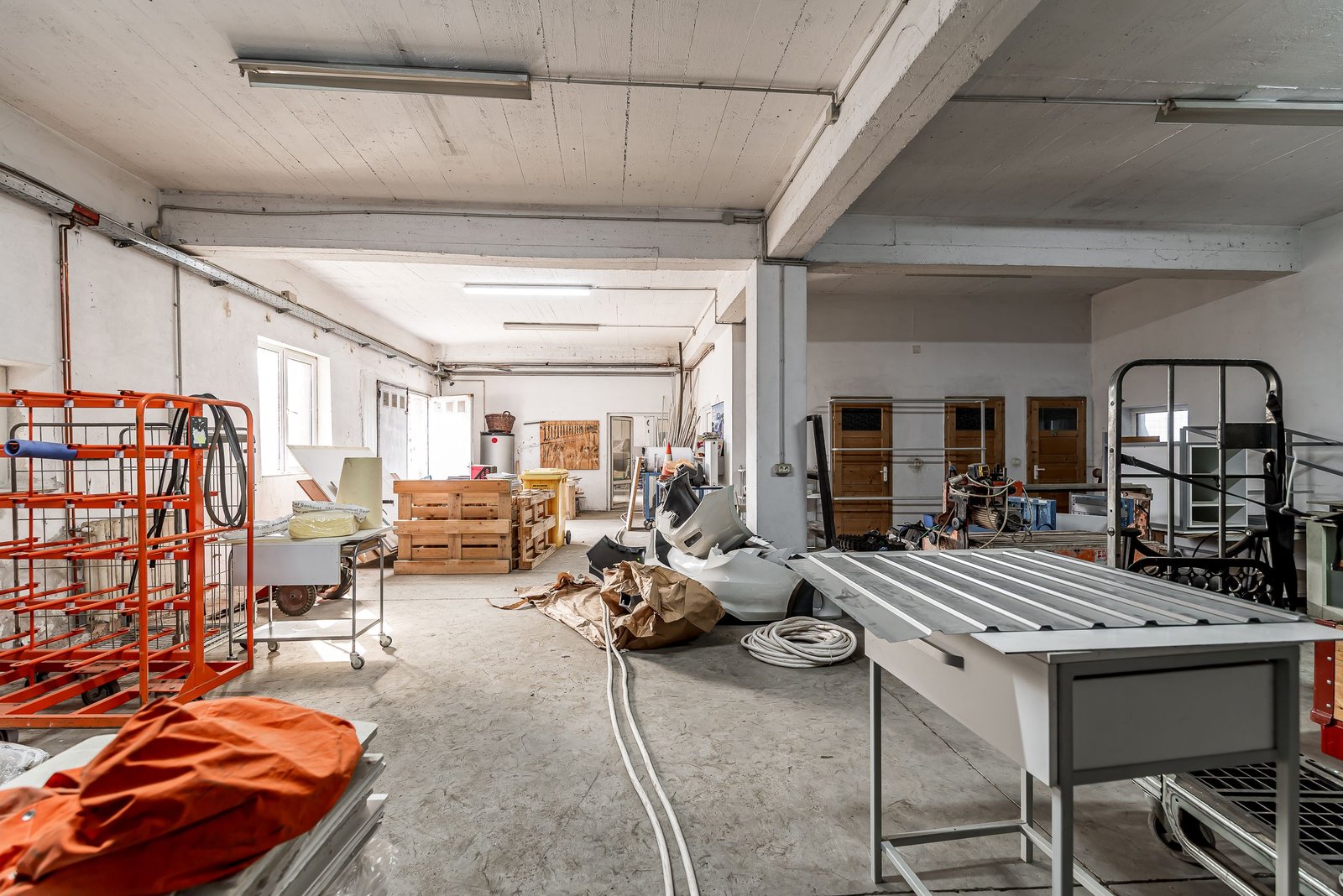 Hală industrială lângă DEDEMAN, teren 1337 mp si construcție de 814 mp
