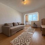 Apartament cu doua camere de inchiriat