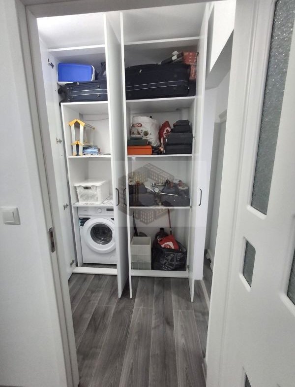 Apartament cu 2 camere , renovat , situat în zona Iosefin