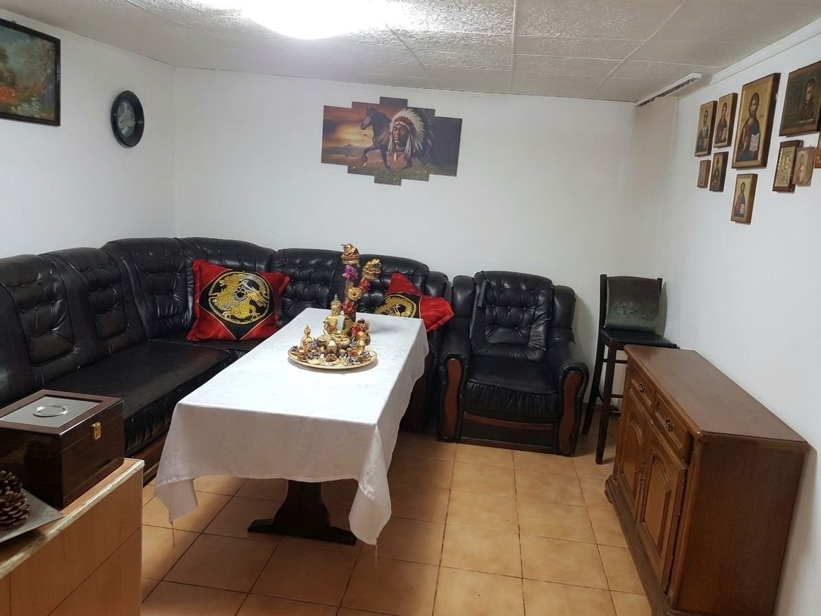 99004b1bd0fa466f8458647d10c76b25 Casă cu 4 camere și curte intimă, Calea Martirilor – Timișoara