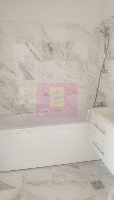Apartament  2 camere finisaje lux, Complex Avangard
