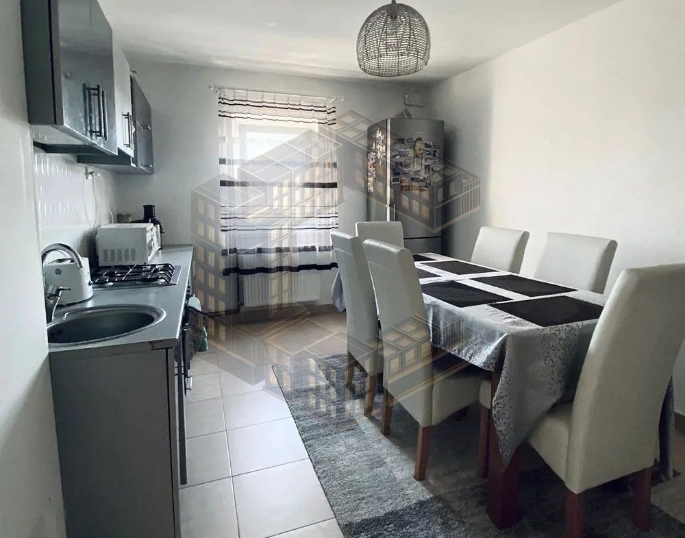 Apartament cu 2 camere, semidecomandat, renovat, de vanzare, Lipovei